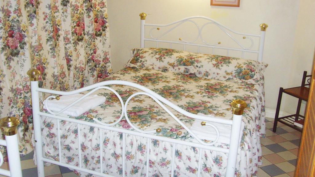Annie'S Shandon Inn Brisbane Bagian luar foto