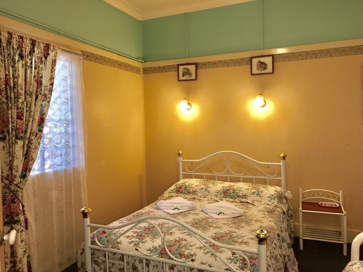 Annie'S Shandon Inn Brisbane Bagian luar foto