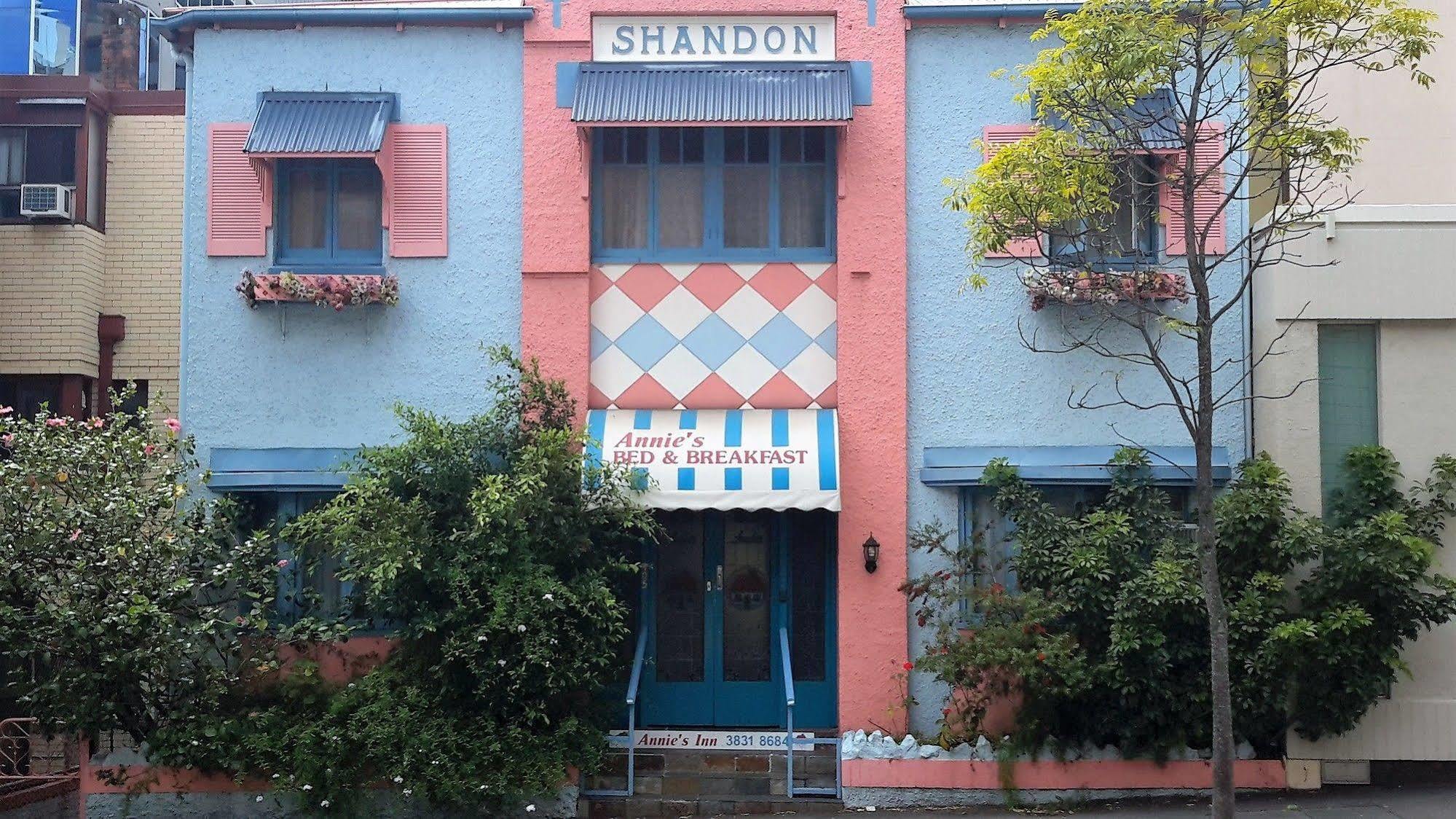 Annie'S Shandon Inn Brisbane Bagian luar foto