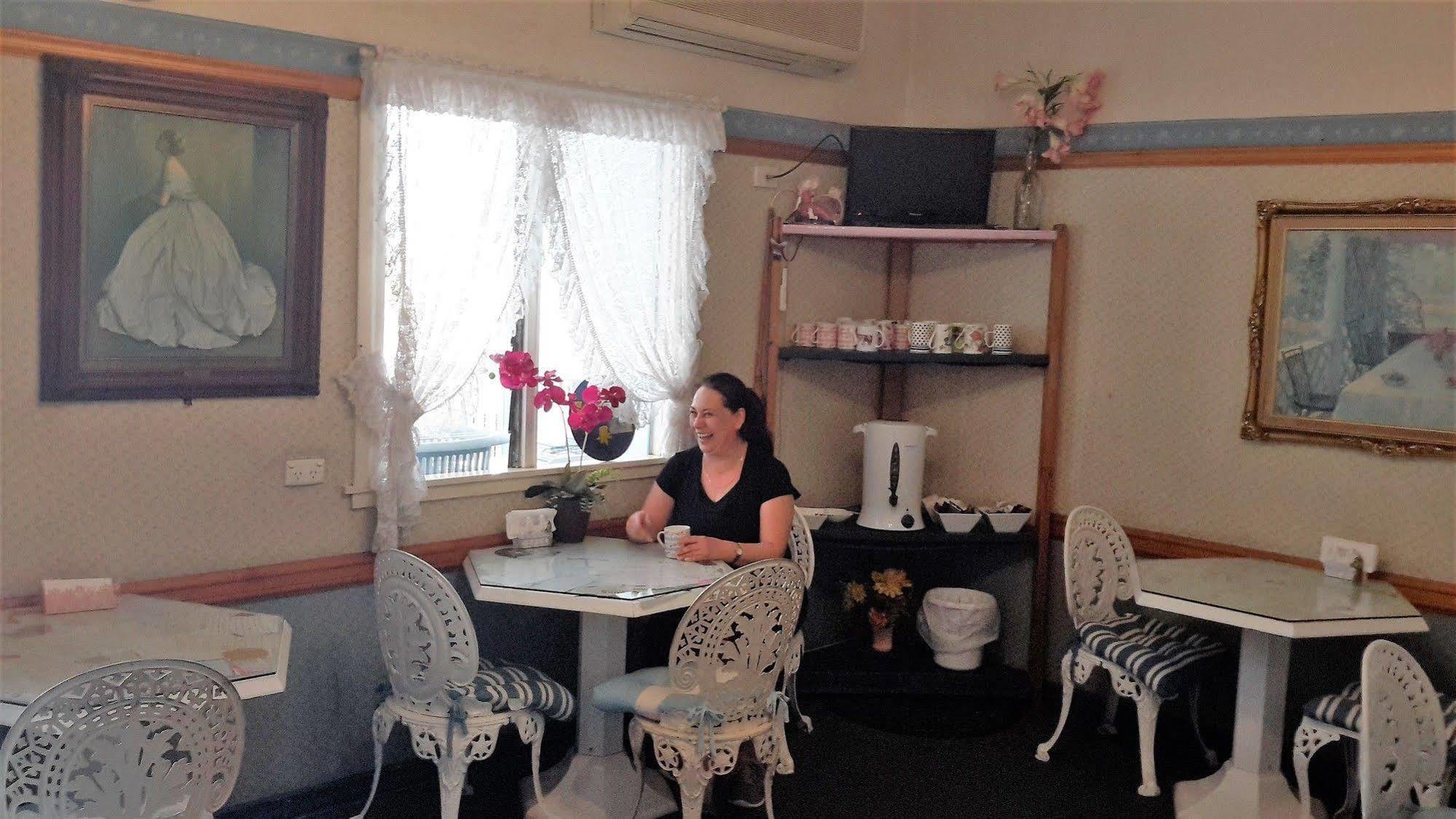 Annie'S Shandon Inn Brisbane Bagian luar foto
